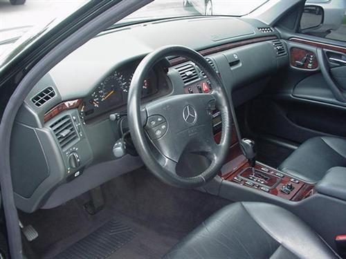 Mercedes-Benz E Class 2001 photo 3