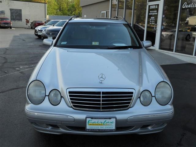 Mercedes-Benz E Class 2001 photo 2