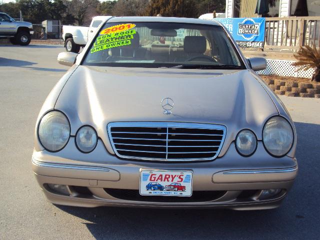 Mercedes-Benz E Class 2001 photo 2