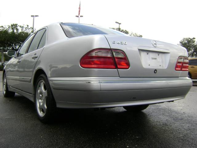 Mercedes-Benz E Class 2001 photo 5