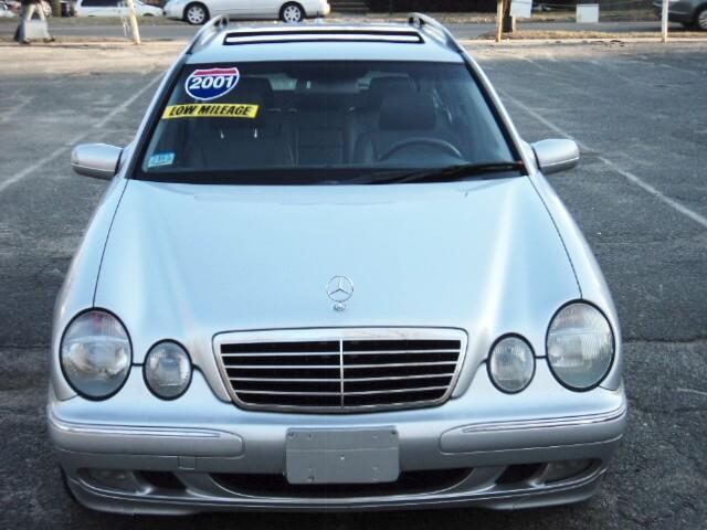 Mercedes-Benz E Class 2001 photo 3