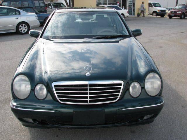 Mercedes-Benz E Class 2002 photo 1