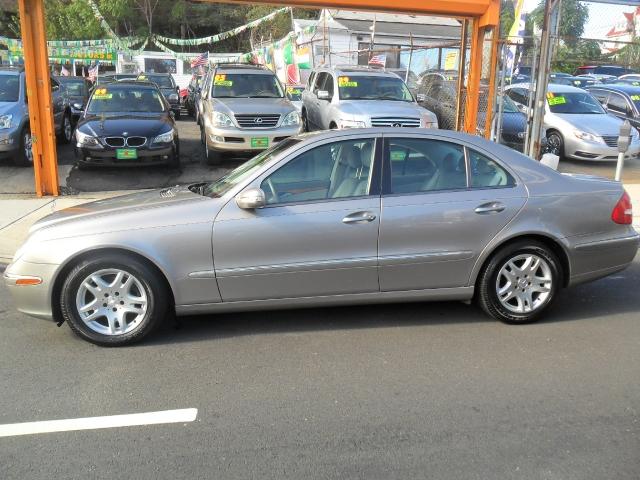 Mercedes-Benz E Class 2003 photo 3