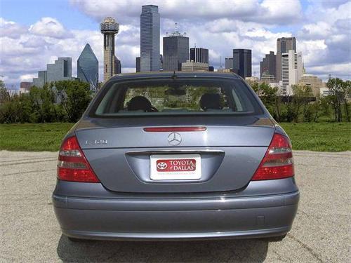 Mercedes-Benz E Class 2003 photo 1