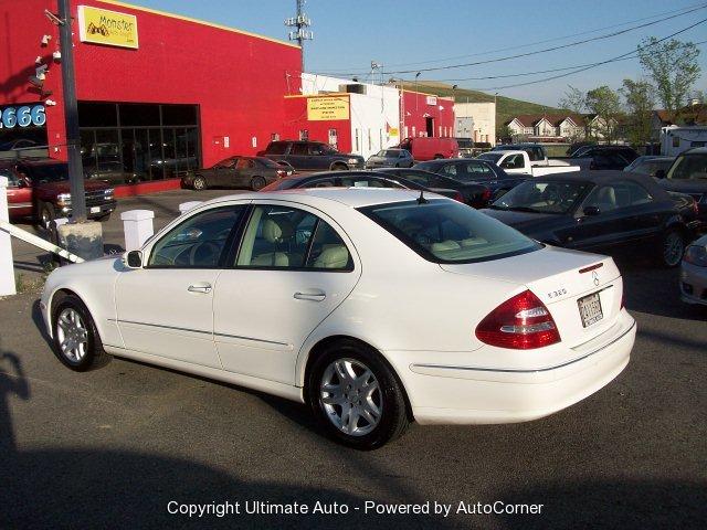 Mercedes-Benz E Class 2003 photo 2