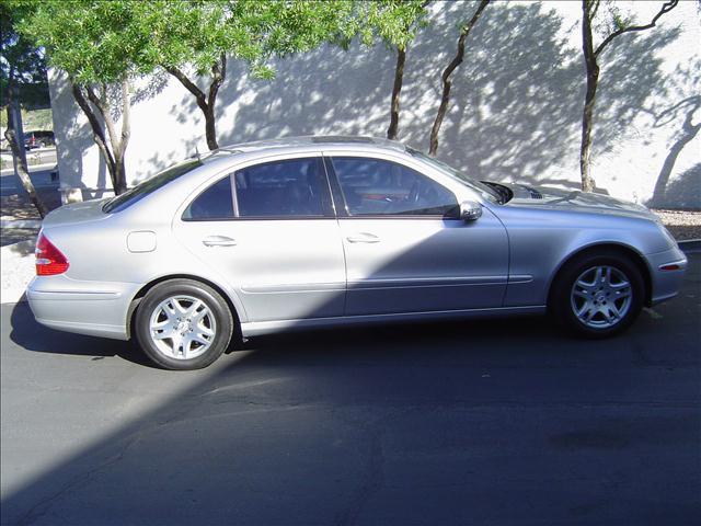 Mercedes-Benz E Class 2003 photo 3