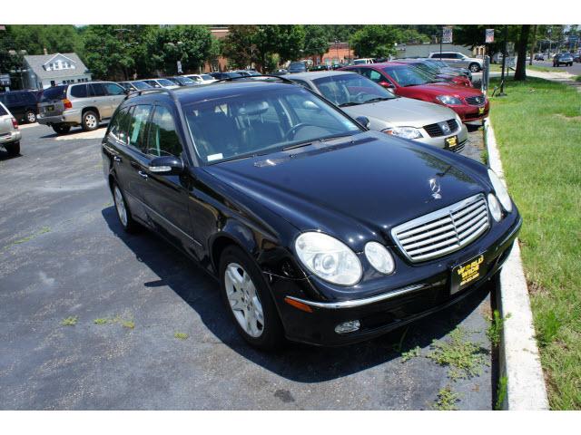 Mercedes-Benz E Class 2004 photo 2