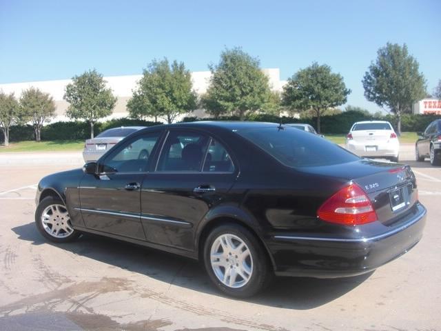 Mercedes-Benz E Class 2004 photo 1