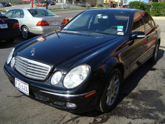 Mercedes-Benz E Class 2004 photo 2