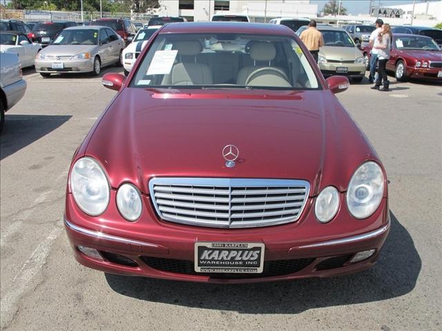 Mercedes-Benz E Class 2004 photo 1