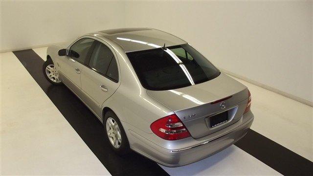 Mercedes-Benz E Class 2004 photo 2