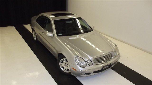 Mercedes-Benz E Class 2004 photo 3