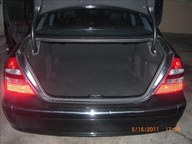 Mercedes-Benz E Class 2005 photo 5