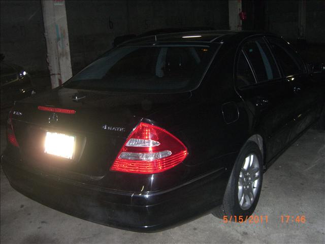 Mercedes-Benz E Class 2005 photo 4