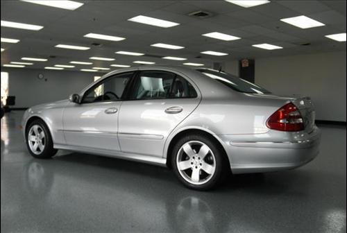 Mercedes-Benz E Class 2005 photo 1