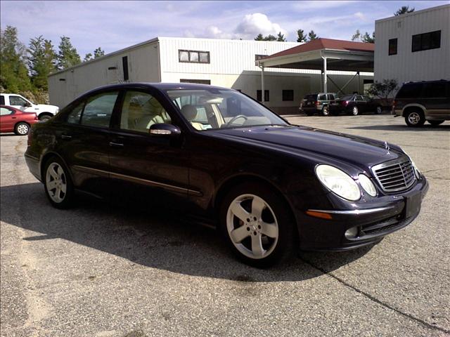 Mercedes-Benz E Class 2005 photo 4