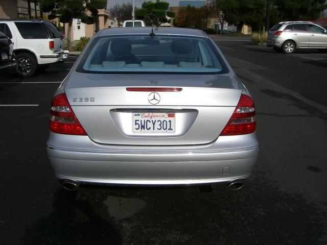 Mercedes-Benz E Class 2006 photo 1