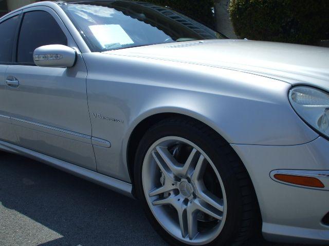 Mercedes-Benz E Class 2006 photo 1