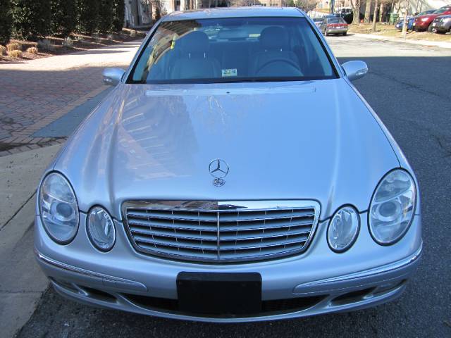 Mercedes-Benz E Class 2006 photo 4