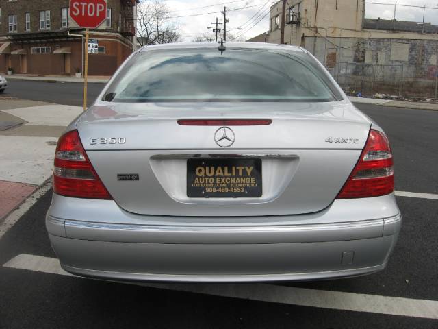 Mercedes-Benz E Class GLS TDi Diesel Sedan