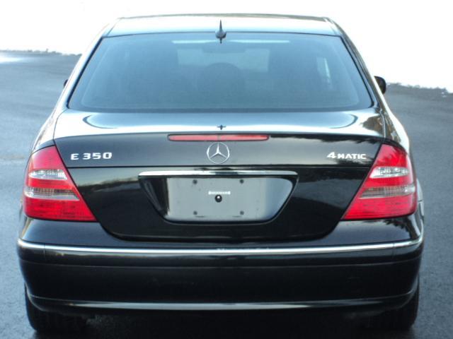 Mercedes-Benz E Class 2006 photo 2