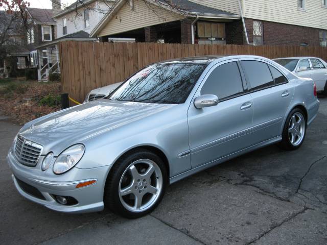 Mercedes-Benz E Class 2006 photo 1