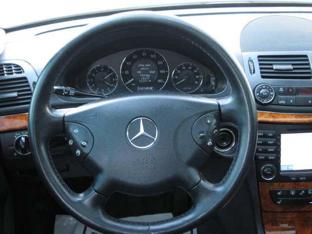 Mercedes-Benz E Class 2006 photo 4