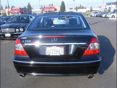 Mercedes-Benz E Class 2007 photo 1