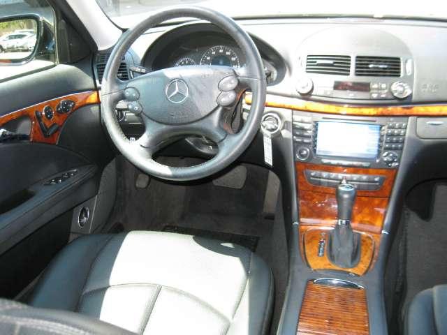 Mercedes-Benz E Class 2007 photo 1