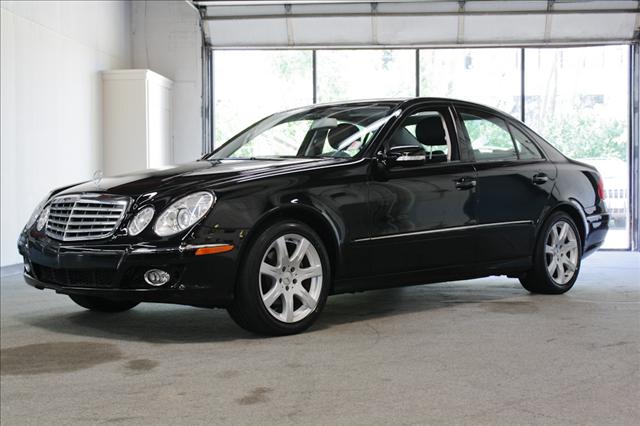 Mercedes-Benz E Class 2007 photo 1