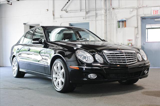 Mercedes-Benz E Class 2007 photo 4