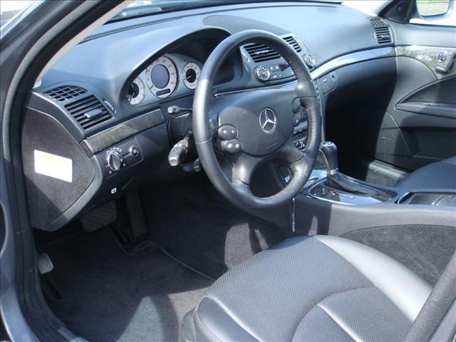 Mercedes-Benz E Class 2007 photo 4