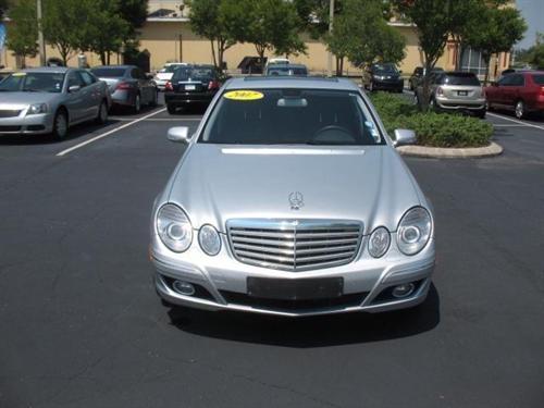 Mercedes-Benz E Class 2007 photo 2