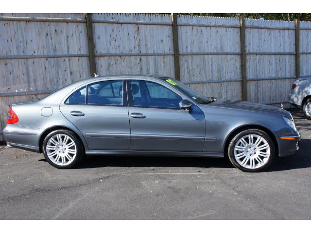 Mercedes-Benz E Class 2007 photo 1