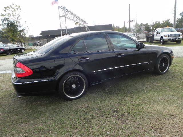 Mercedes-Benz E Class 2007 photo 2