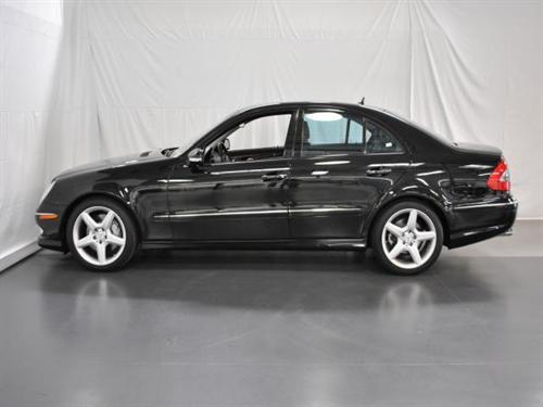 Mercedes-Benz E Class 2007 photo 2