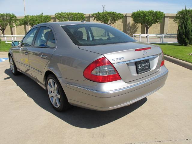 Mercedes-Benz E Class 2007 photo 3