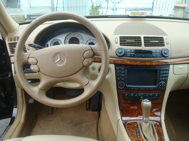 Mercedes-Benz E Class 2007 photo 3