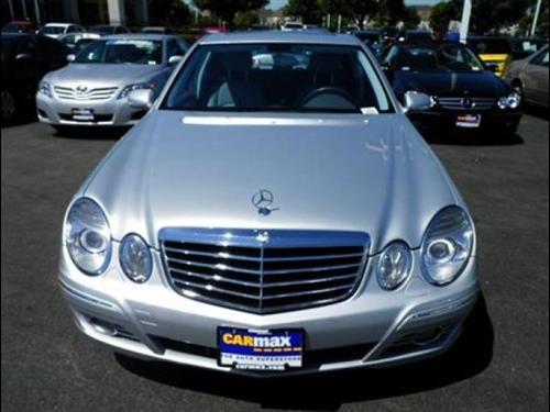 Mercedes-Benz E Class 2007 photo 1