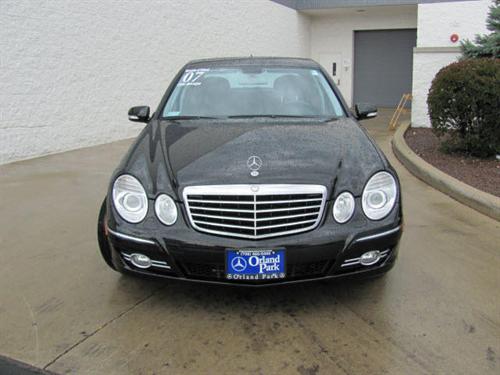 Mercedes-Benz E Class 2007 photo 1