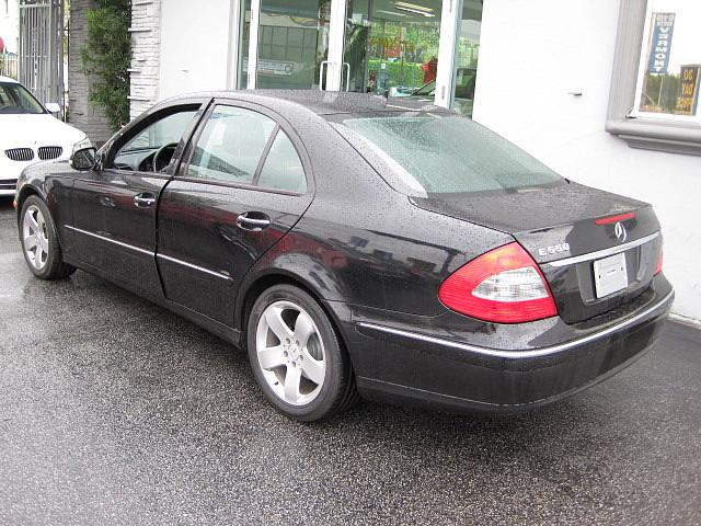 Mercedes-Benz E Class 2007 photo 2