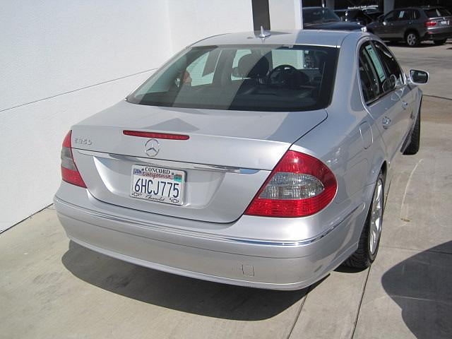 Mercedes-Benz E Class 2007 photo 1