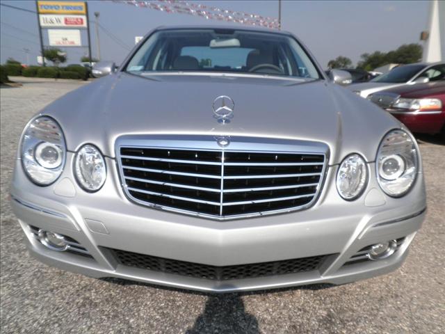 Mercedes-Benz E Class 2007 photo 1