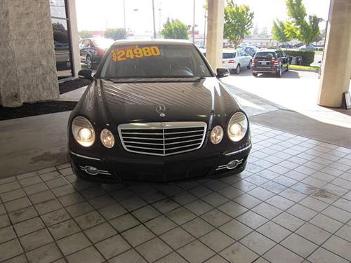 Mercedes-Benz E Class 2007 photo 2