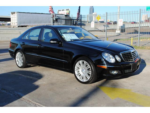 Mercedes-Benz E Class 2008 photo 2