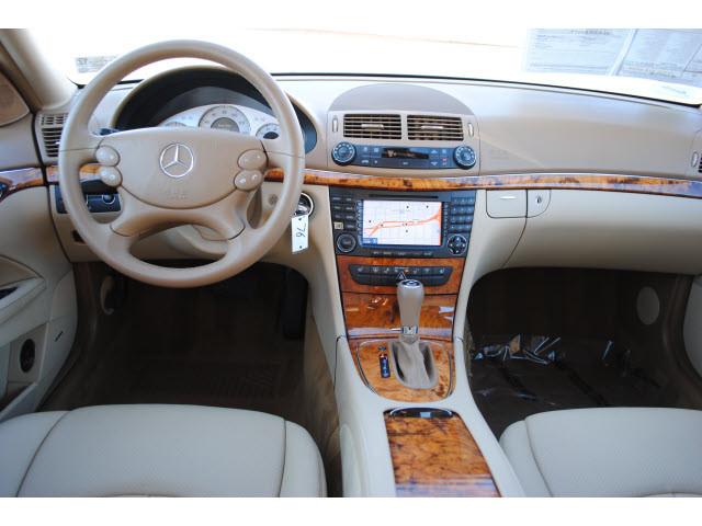 Mercedes-Benz E Class 2008 photo 3