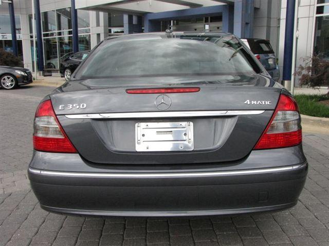 Mercedes-Benz E Class 2008 photo 4