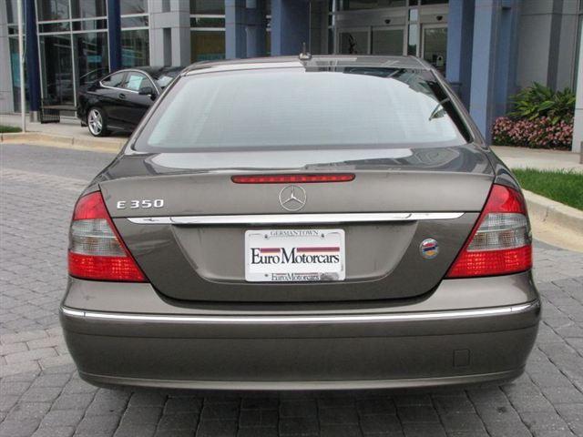 Mercedes-Benz E Class 2008 photo 4