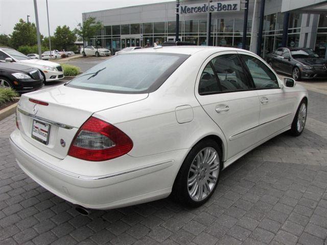 Mercedes-Benz E Class 2008 photo 3