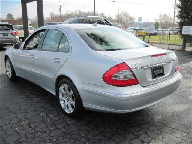 Mercedes-Benz E Class 2008 photo 2